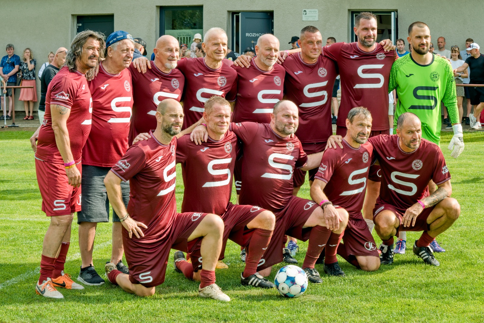 DSC 1976